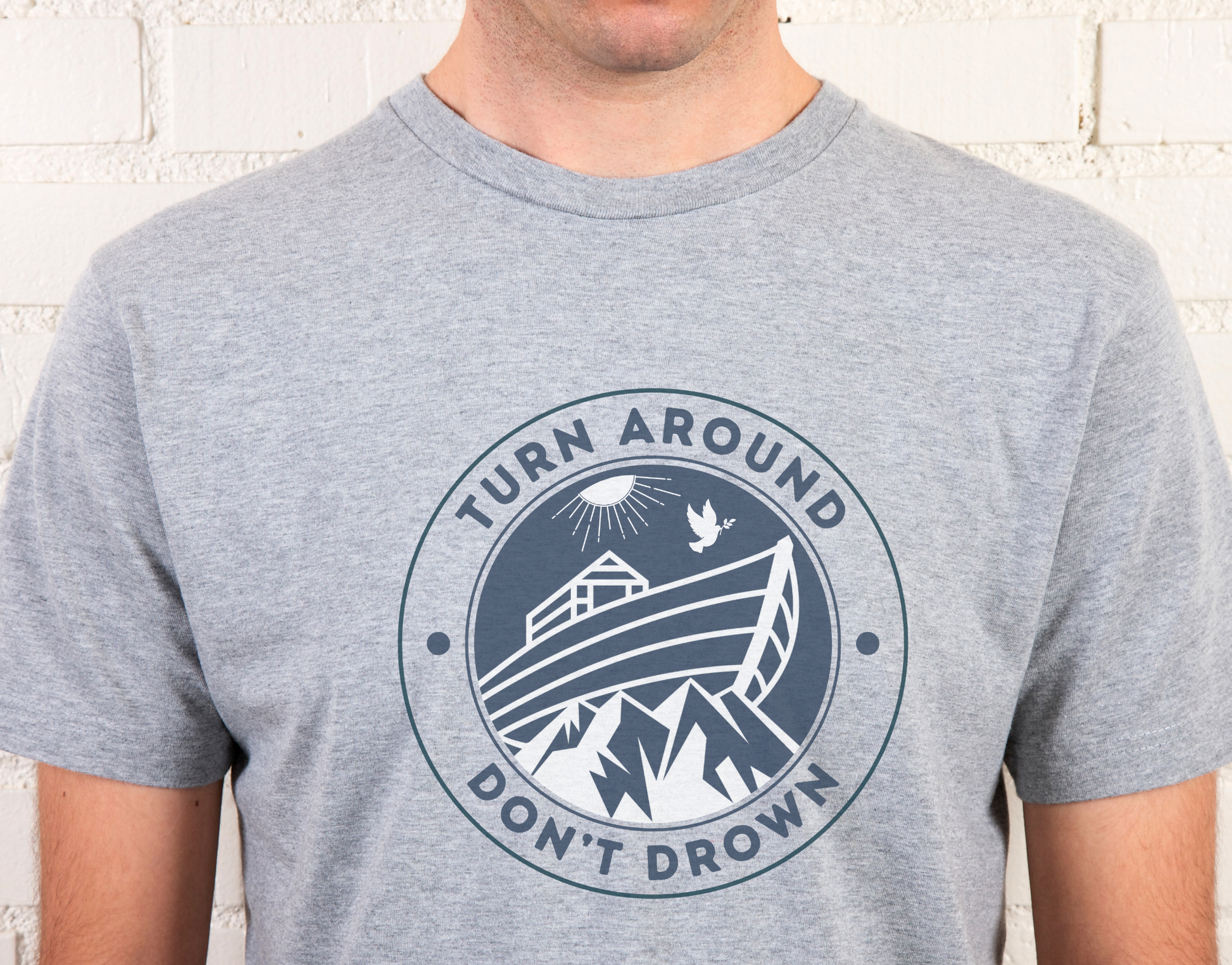 Turn Around Don't Drown Noah's Ark Funny Christian Men's T-Shirt